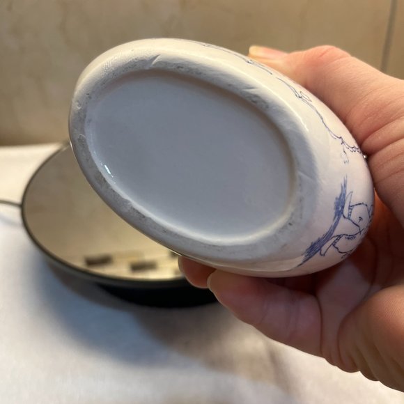 Vintage decor left handed painted pitcher porcelain blue Holland scene - Picture 9 of 9